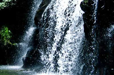 Rawana Waterfalls | walklankatours.com